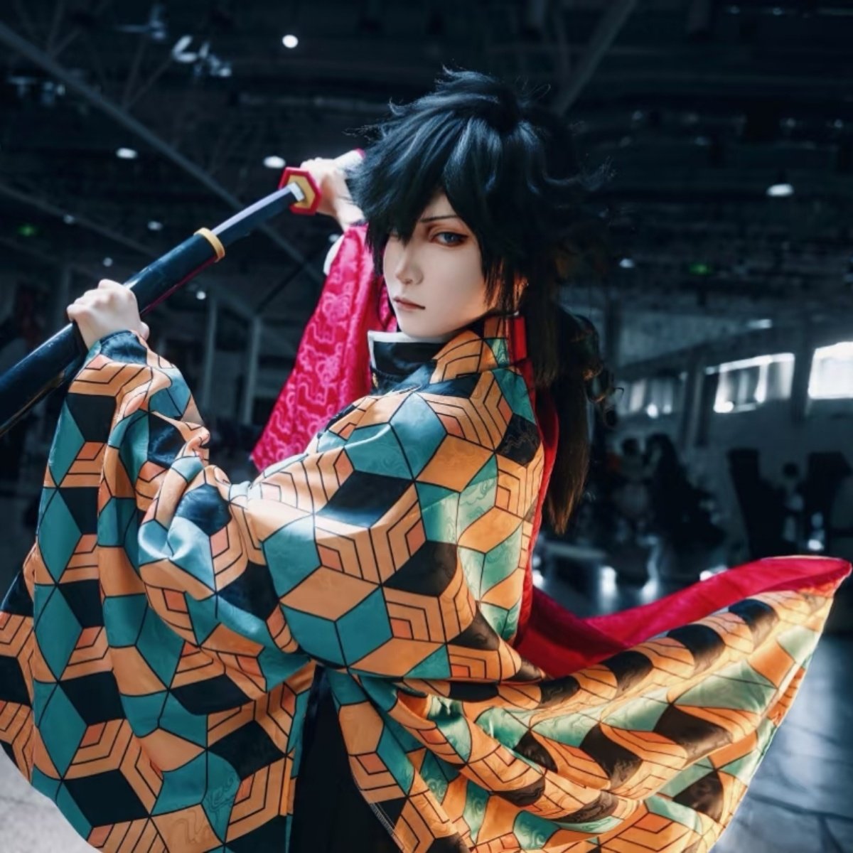 Giyu Tomioka cosplay costume worn by model for anime conventions and cosplay photoshoots, Demon Slayer Water Hashira cosplay, disfraz cosplay